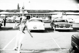 ANIMATED 300 VIDEO CAR HOP GIRL BRINGS FOOD TO CAR ON ROLLER SKATES NOTH TOMDD photo ANIMATED 300 VIDEO CARHOP GIRL BRINGS FOOD TO CUSTOMERS  CAR ON ROLLER SKATES TOMDD NOTH_zps52wxessh.gif